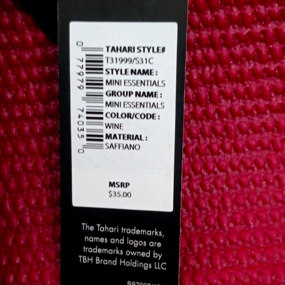 TAHARI - Picture 2 of 4